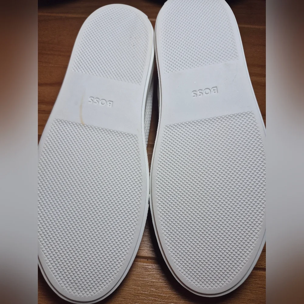 BOSS Katie Low‎ Cut Sneakers White (EU 39) Womens Size 8.5